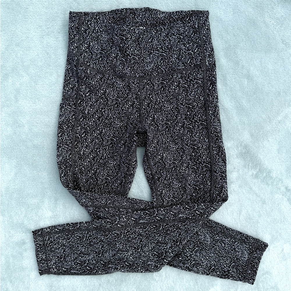 Athleta ultimate stash textured 7/8 tight